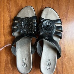 Clarks Leather Sandals in black